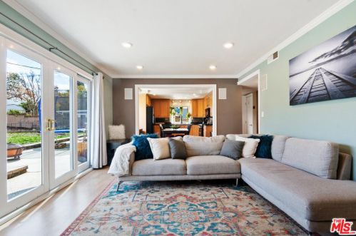 2216 Electra Ave, Simi Valley CA  93065-1720 exterior