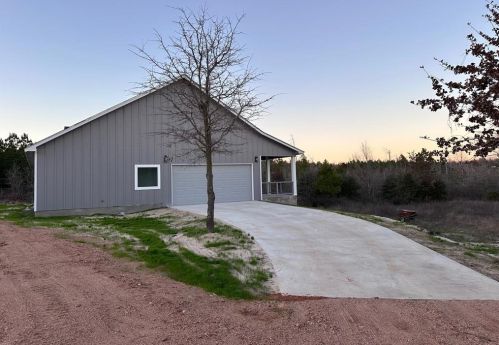 108 Wood Duck Ln, Hills, TX 78659-4962
