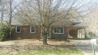 606 Ranch Hill Dr, Clarksville, TN 37042-3437