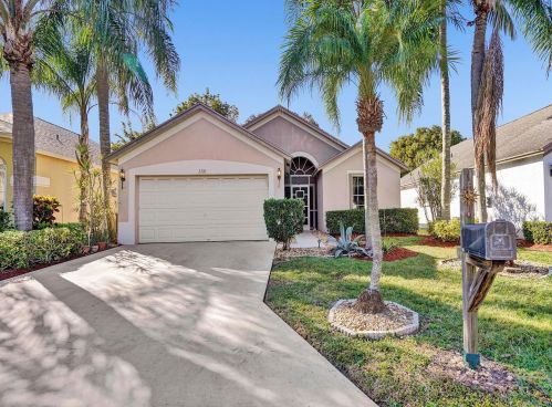 2220 Soundings Ct, West Palm Beach, FL 33413-2036