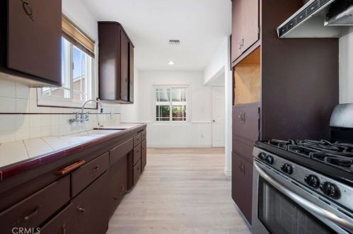 370 Grovecenter St, Covina CA  91723-2613 exterior