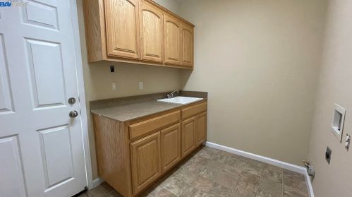 6942 New Melones Cir, Discovery Bay CA  94505-2636 exterior