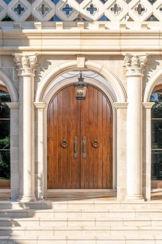 3600 Rum Row, Naples, FL 34102-7846