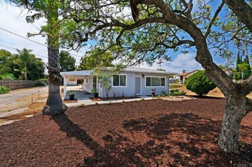 716 Grapevine Rd, Vista CA  92083-5527 exterior