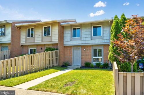 601 Clearwater Ct, Herndon VA  20170-4125 exterior