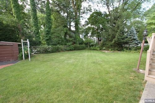 434 Harristown Rd, Ridgewood NJ  07452-2836 exterior