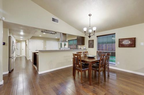 2017 Jennifer Ct, Carrollton TX 75007-3528 exterior