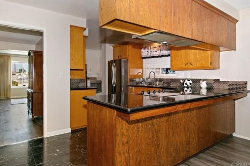 9342 Los Angeles St, Bellflower CA  90706-4446 exterior