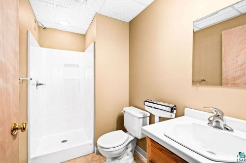 5260 Samuelson Rd, Duluth MN 55811-9789 exterior