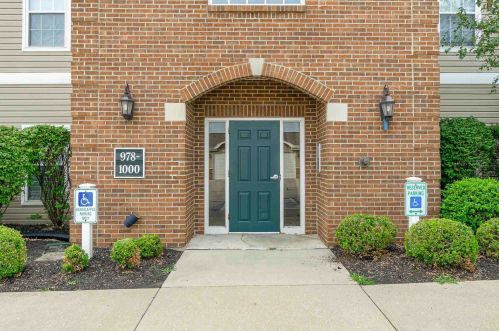 998 Mistflower Ln, Florence KY  41042-8098 exterior
