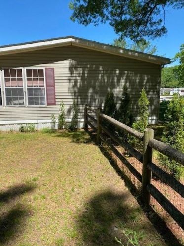 43 Lear Dr, Coventry, RI 02816-4016