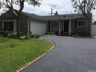 17964 Hartland St, Los Angeles, CA 91335-4738