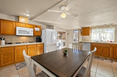 625 8th St, San Bernardino CA  92410-2916 exterior