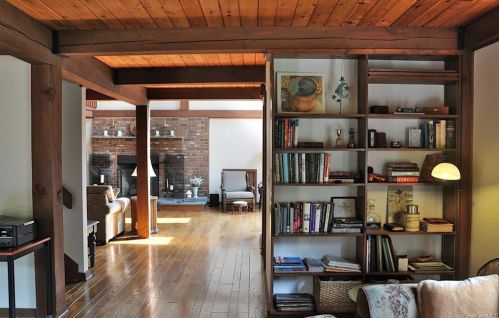 25 Foley Rd, Warwick NY  10990-2822 exterior