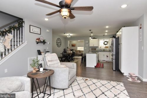 6499 Pleasant Dr, Laurel DE  19956-3298 exterior