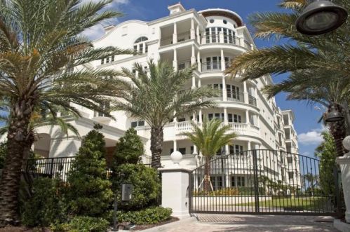 155 Ocean Ave, West Palm Beach, FL 33404-5784