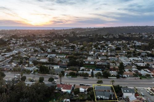 4075-77 Clairemont Dr, San Diego, CA 92117-5522