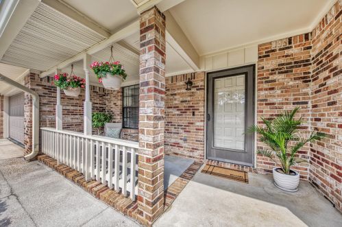744 Overbrook Dr, Fort Walton Beach, FL 32547-3589