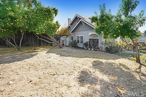 228 Spring St, Lake Elsinore CA  92530-4103 exterior