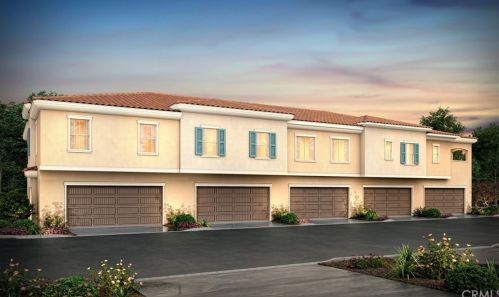 479 Beechwood Ave, Rialto, CA 92376-4701