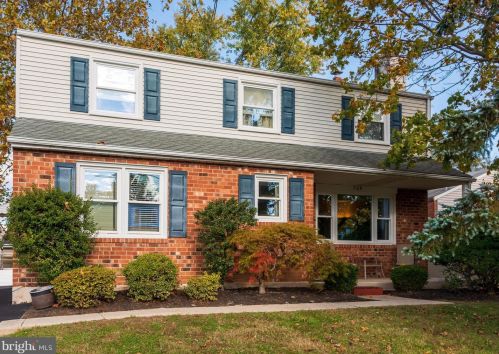 708 Springdell Rd, Norristown, PA 19406-1765