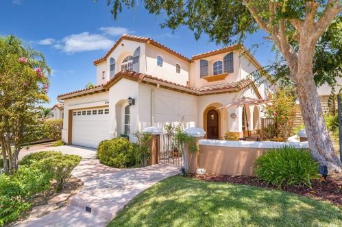 28364 Lobelia Ln, Santa Clarita, CA 91354-1508