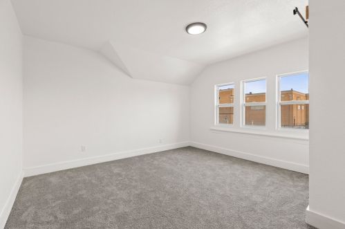 1639 79, Milwaukee WI 53219-1718 exterior