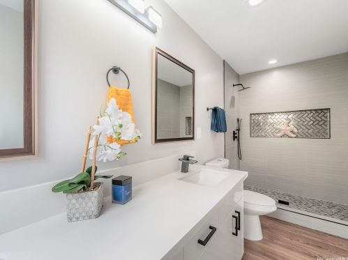 981687 Kiawe St, Aiea HI  96701-1737 exterior