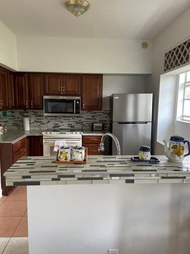 2414 Berkshire Ct, Kissimmee FL 34746-5419 exterior