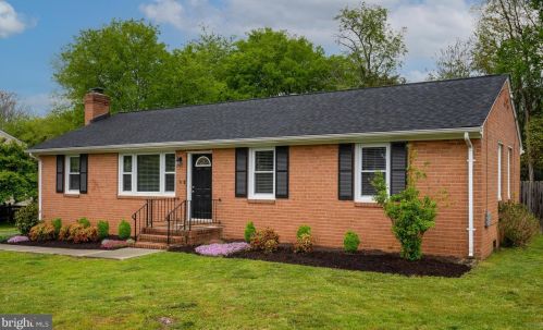 176 Church St, Fredericksburg, VA 22408-2347