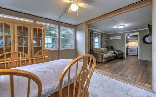 1 Hunters Ln, Ansonia CT  06401-2022 exterior