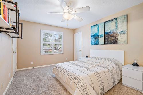330 Timberwalk Trl, Jupiter FL  33458-5594 exterior