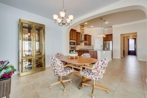 10116 Cypress St, Denton, TX 76207-5711