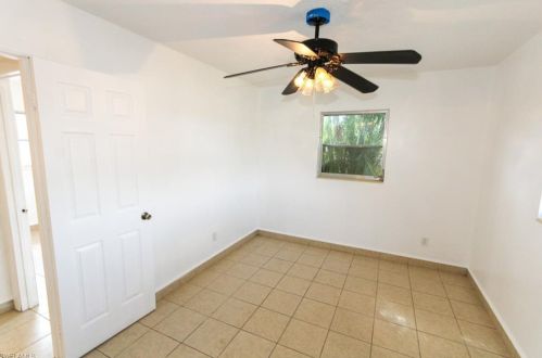 118 Andros St, Lehigh Acres FL 33936-7112 exterior