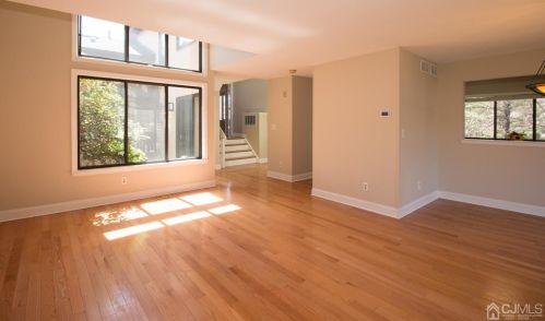 501 Sayre Dr, Princeton NJ  08540-5855 exterior