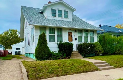 808 19th St, La Crosse, WI 54601-5003