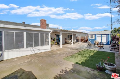 840 Moffatt Cir, Simi Valley CA  93065-5633 exterior