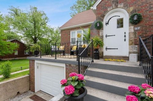 731 Wible Run Rd, Pittsburgh, PA 15209-1032