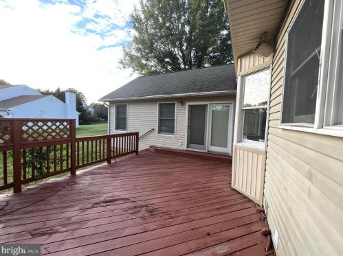 1408 Golf Course Dr, Bowie MD  20721-2330 exterior