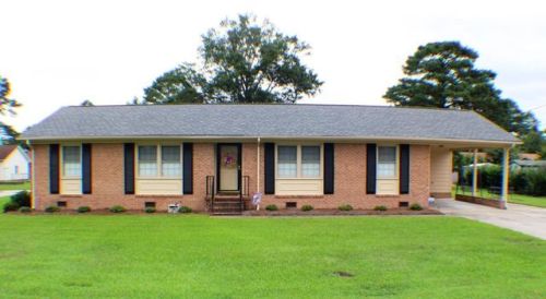 3013 Carey Rd, Kinston, NC 28504-1335