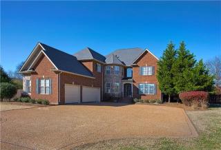 2232 Oakleaf Dr, Franklin, TN 37064-7413