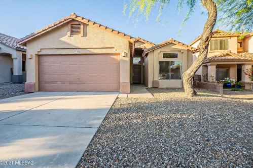 4156 Glance Mine Pl, Tucson, AZ 85745-7131