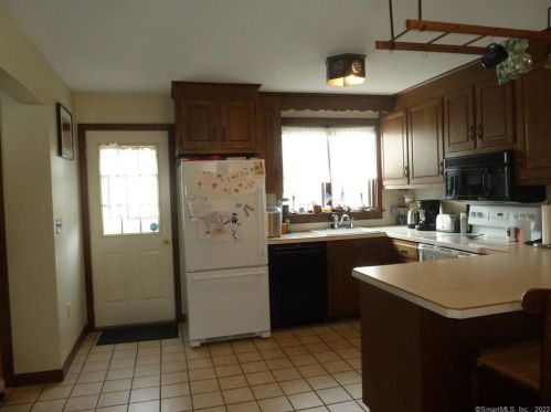 263 Willetts Ave, United States Coast Guard Ac CT  06320-3430 exterior