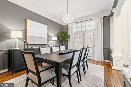 9012 Virginia Ter, Lorton VA  22079-3251 exterior