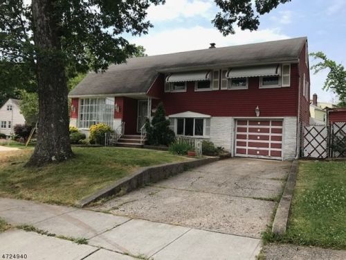 722 Pine St, Roselle, NJ 07203-1925