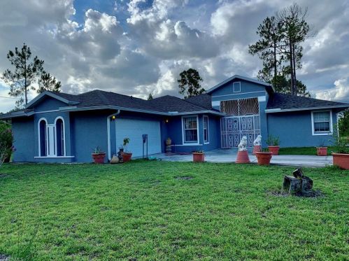 2011 14th Ave, Naples, FL 34120-5453