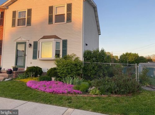 1861 Douglas Dr, Carlisle, PA 17013-4600