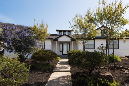 5213 Hoyal Dr, Santa Rosa, CA 95409-2847