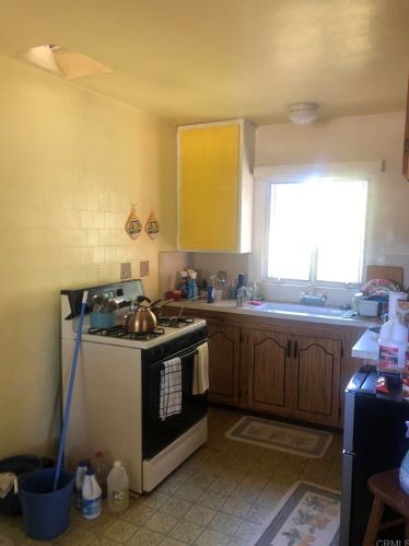 2264 Dryden Rd, El Cajon CA  92020-2824 exterior