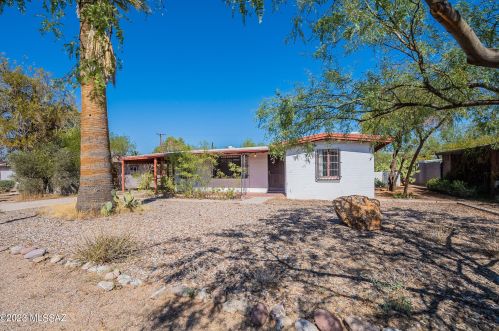 2733 Stratford Dr, Tucson, AZ 85716-5647